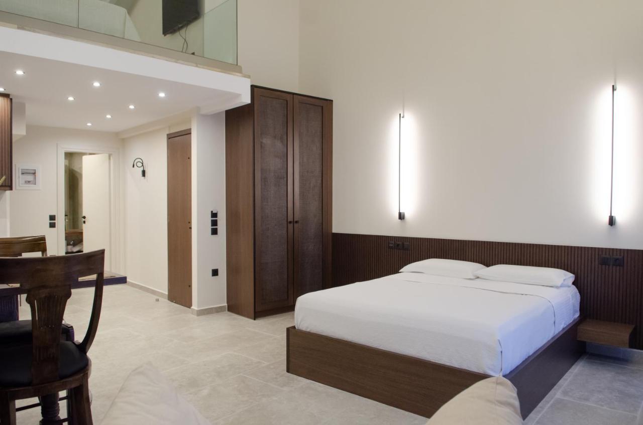Leone Suites نافبكْتوس المظهر الخارجي الصورة